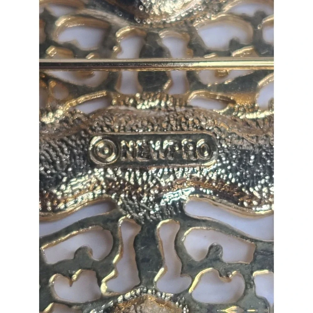 Vintage NewPro  Round Gold & Enamel Brooch